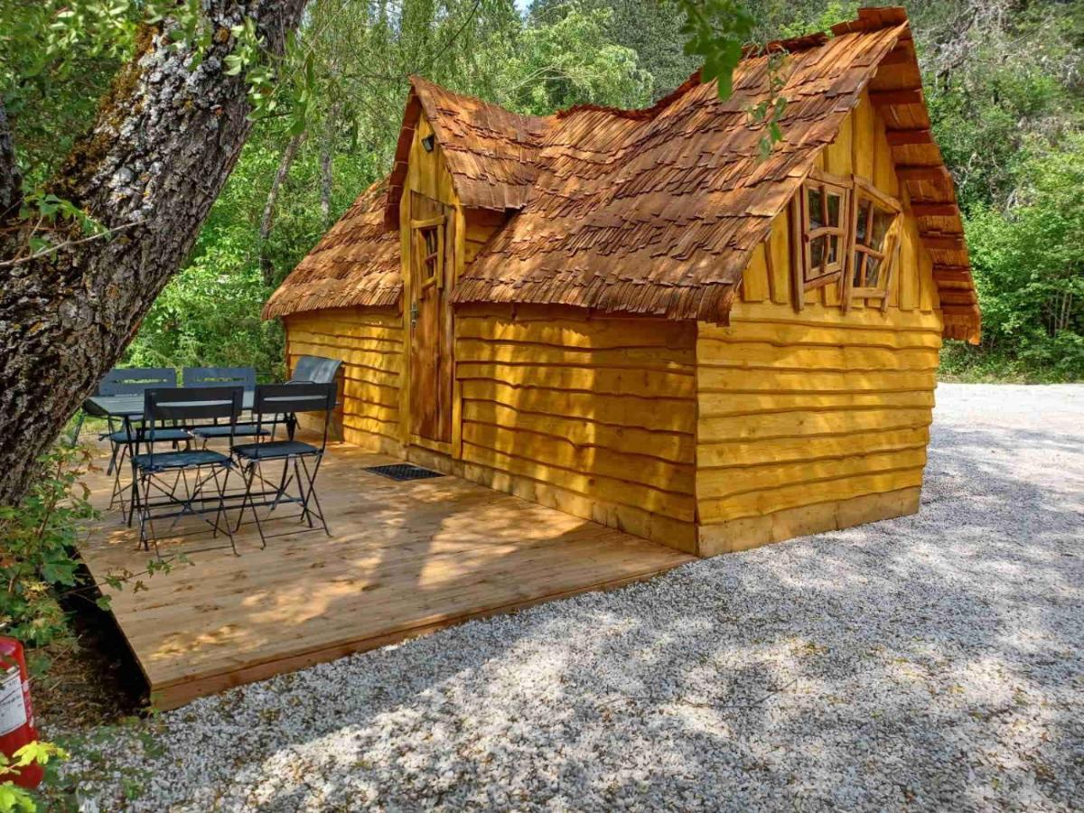 Camping La Ferme De Castellane Exterior foto